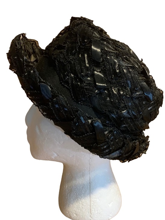 VINTAGE 1950\'S UNION CLOCHE BLACK CELLOPHANE STRAW HAT main image 8